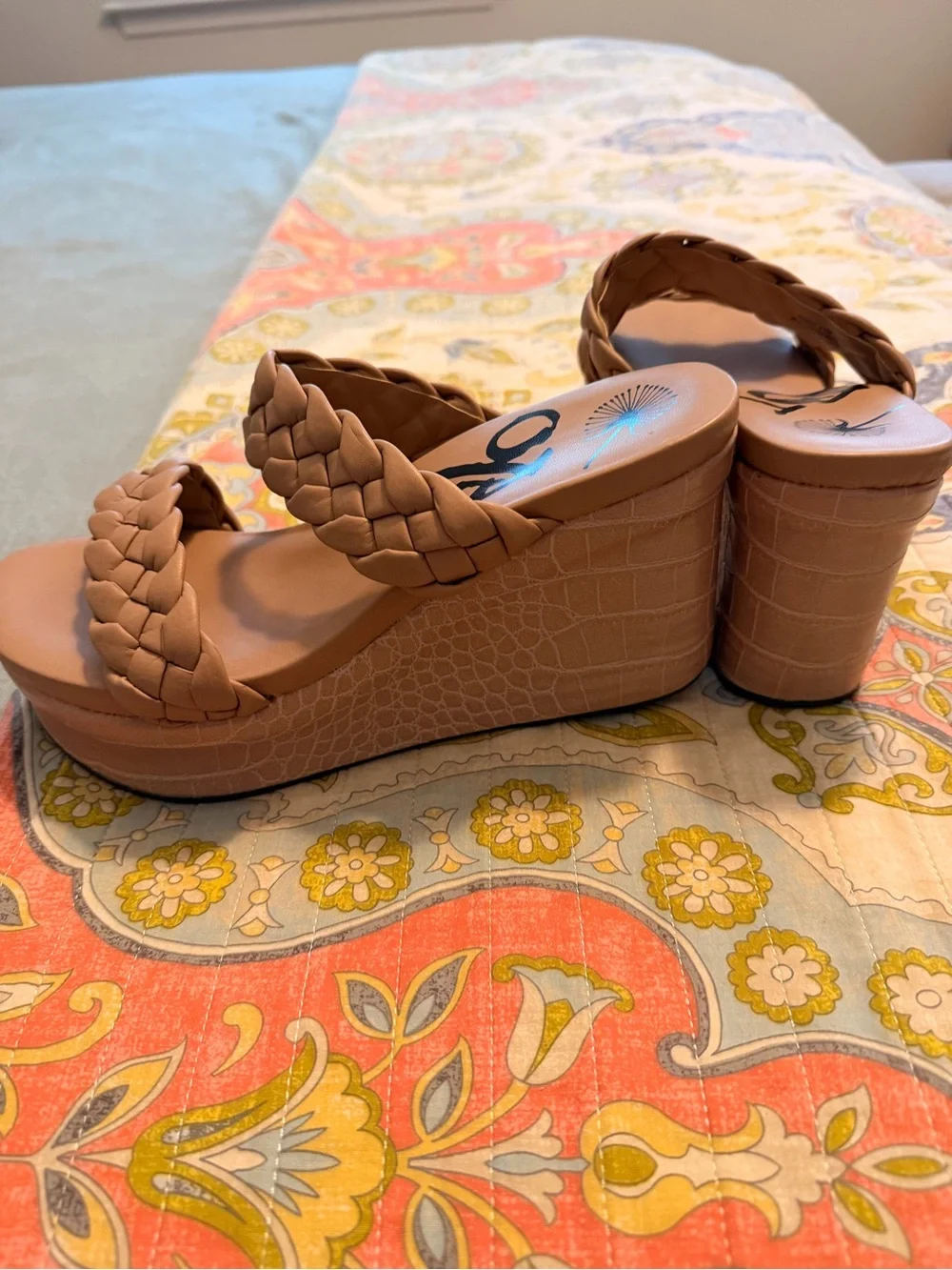 OTBT platform wedge sandal